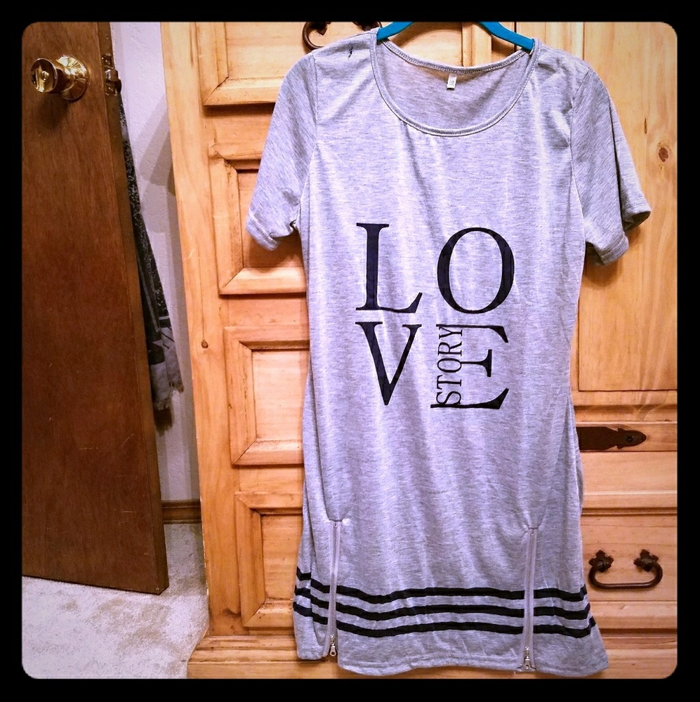 T-shirt dresses (2) Super Now